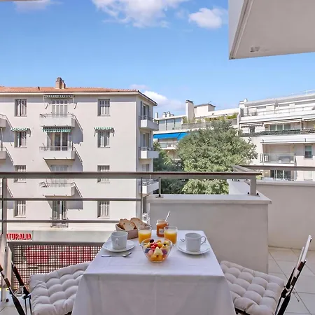 Le Plaza - Happy Apartamento *